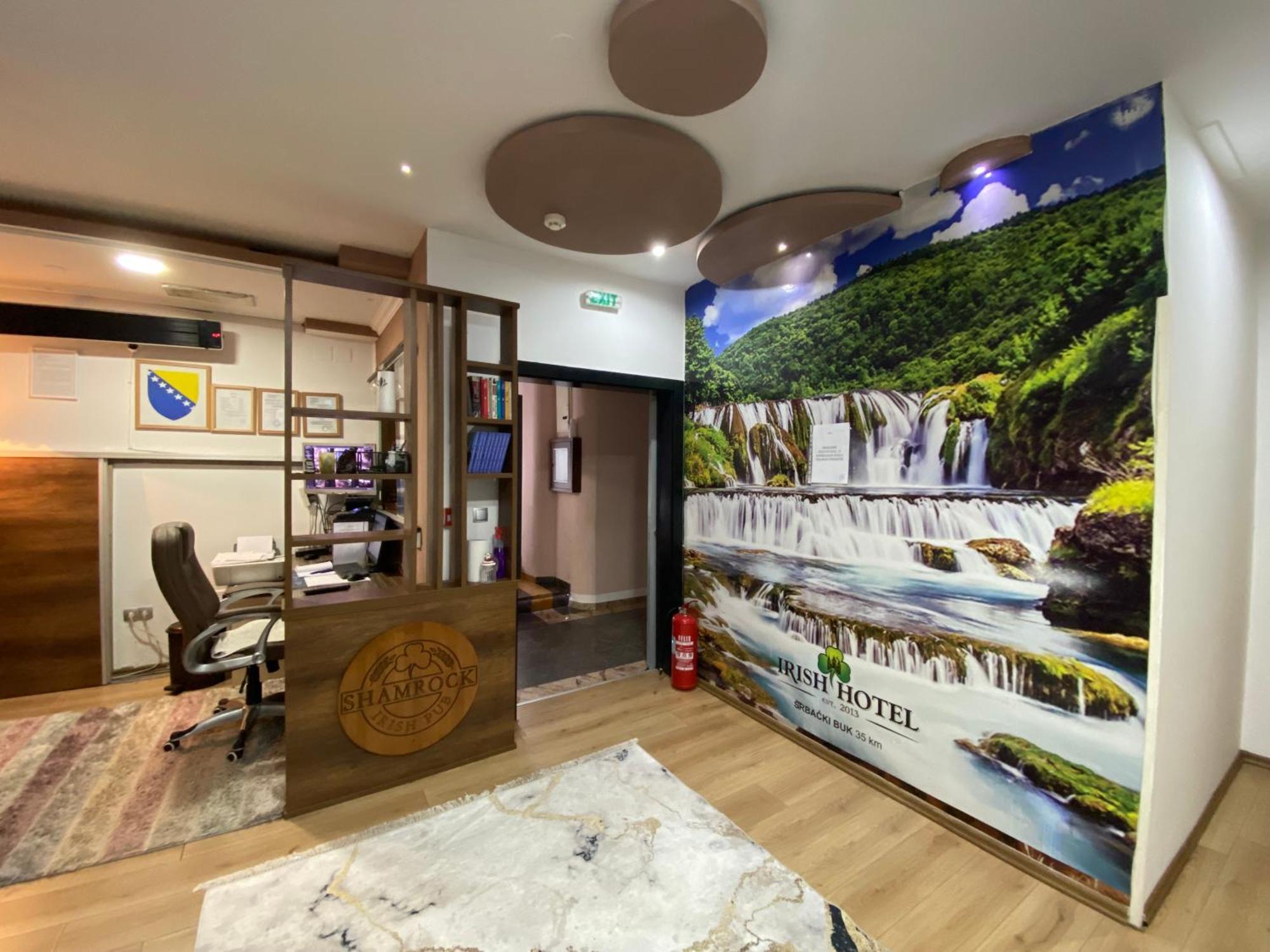 Irish Hotel Bihać Eksteriør billede